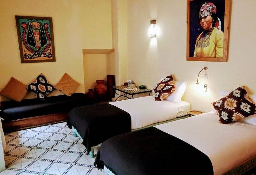 חדר סטנדרט לשלושה, Riad Al Zahia