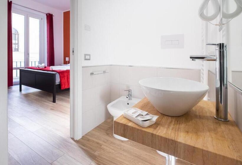 3 Bett Standardzimmer Balkon, Valguarnera Suite
