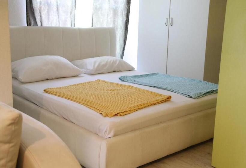 آپارتمان 1 خوابه با تراس, Aparthotel Park