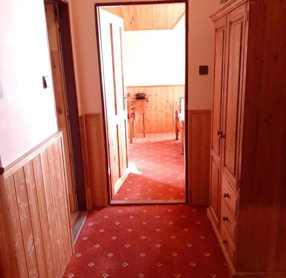 Четырехместный Номер Стандарт, Garni Hotel Asas