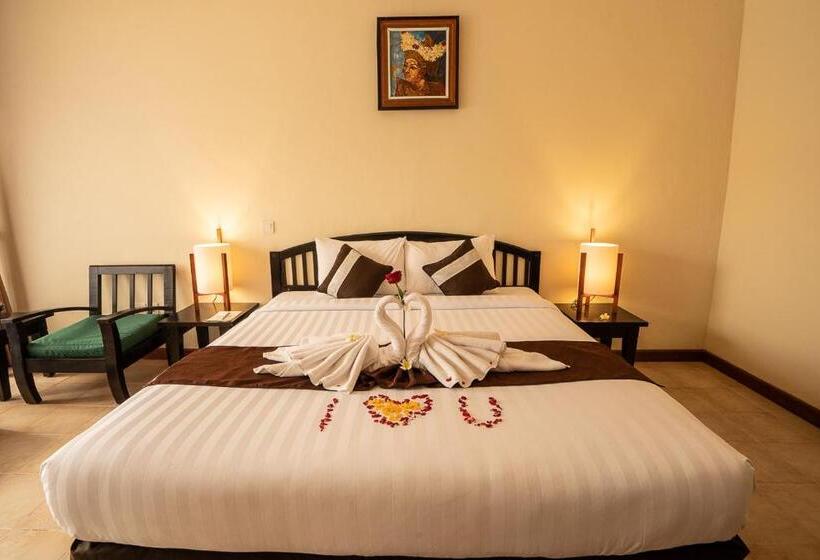Номер Deluxe, New Sunari Lovina Beach Resort