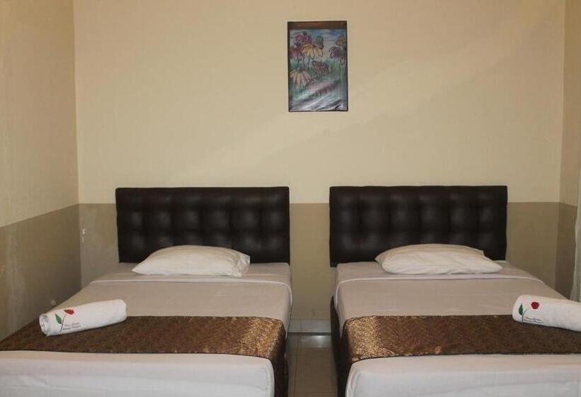 Семейный Номер, New Green Sentul Resort