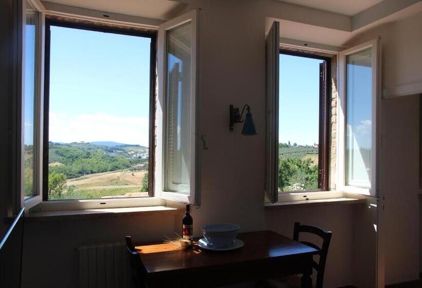 آپارتمان 1 خوابه, Borgo La Torre Alle Tolfe