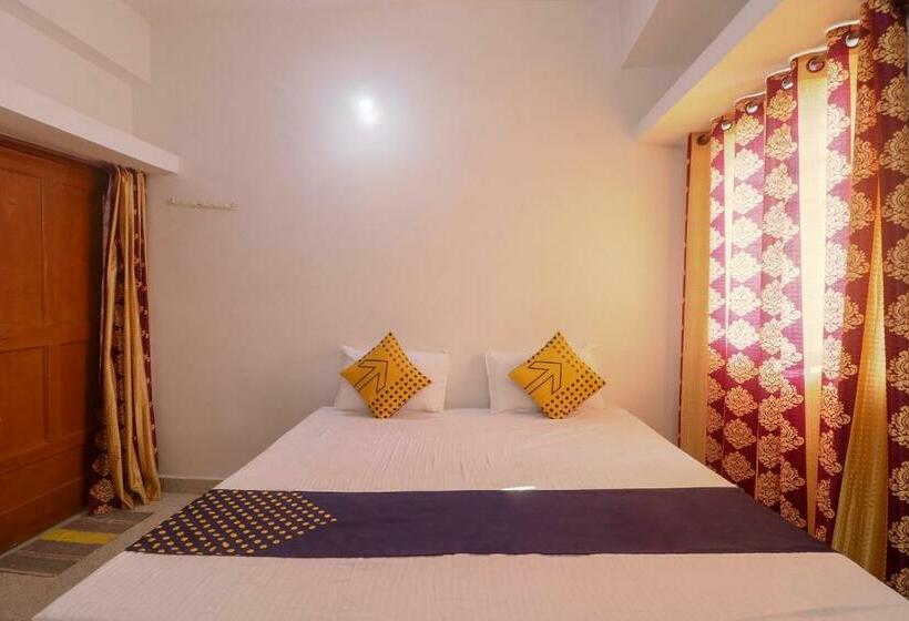 اتاق استاندارد سه نفره, Spot On Hotel Om Kanha