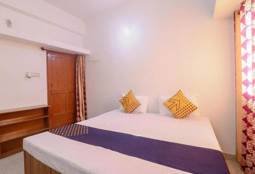 اتاق استاندارد سه نفره, Spot On Hotel Om Kanha
