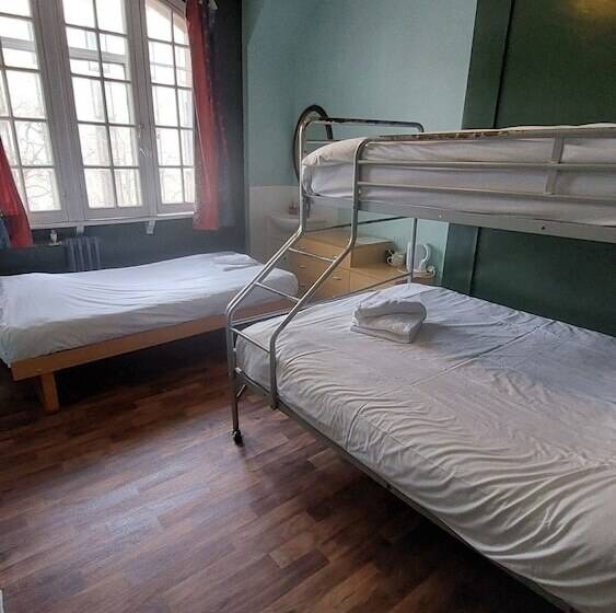 Семейный Номер Совместный Санузел, Strand Continental   Hostel