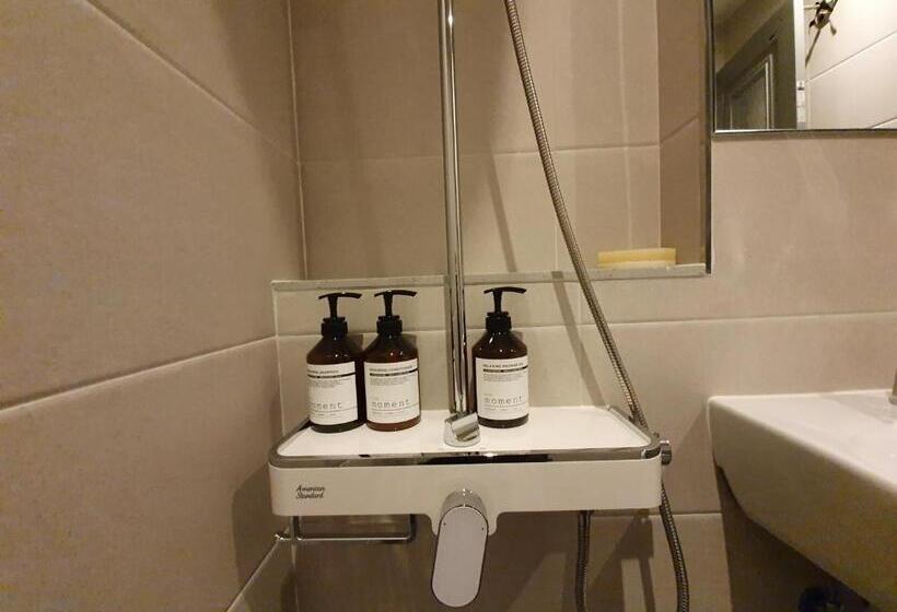 Номер Стандарт с Террасой, Browndot Hotel Songtan