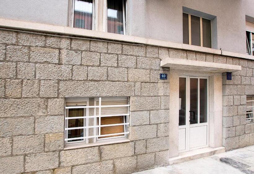 اتاق استاندارد با سرویس بهداشتی مشترک, Guesthause Antonio