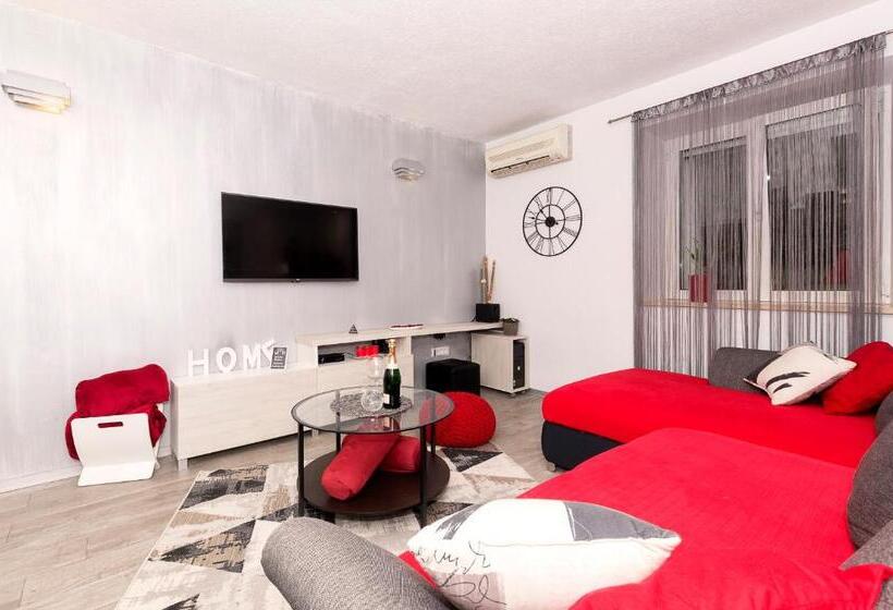 اتاق استاندارد با سرویس بهداشتی مشترک, Guesthause Antonio