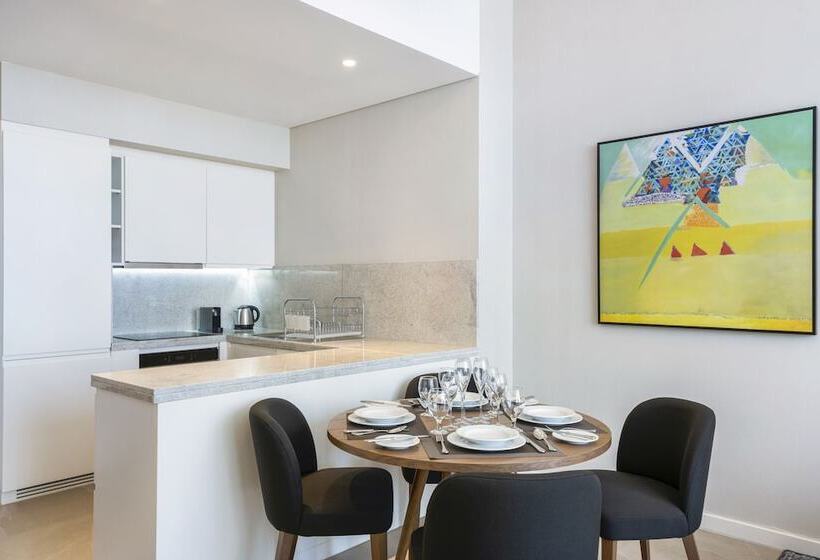3 Bedroom Suite, Aleph Doha Residences, Curio Collection By Hilton