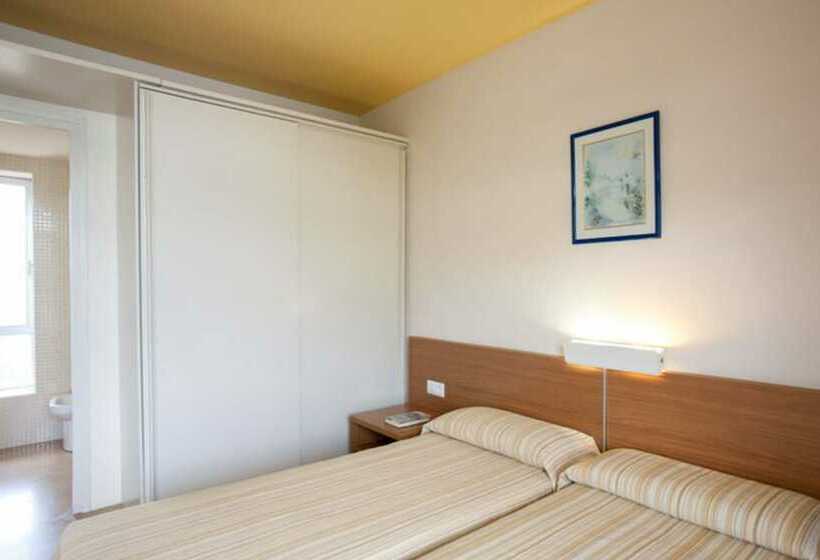 Huoneisto 2 Makuuhuonetta, Aparthotel Comtat Sant Jordi