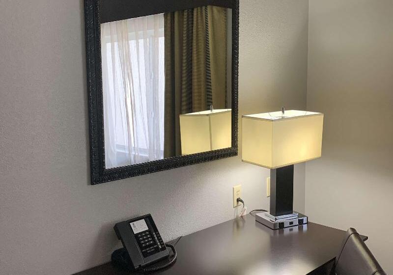 Номер Стандарт, Best Western Slidell