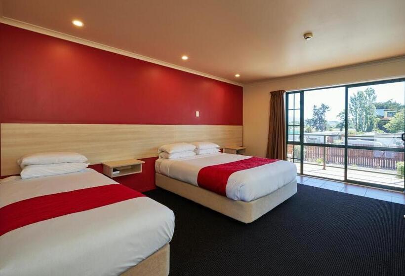 디럭스 스위트, Lobster Inn Motel