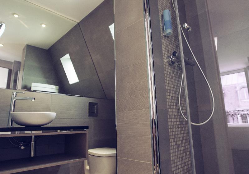 اتاق اجرایی, Rosedale Hotel Hong Kong