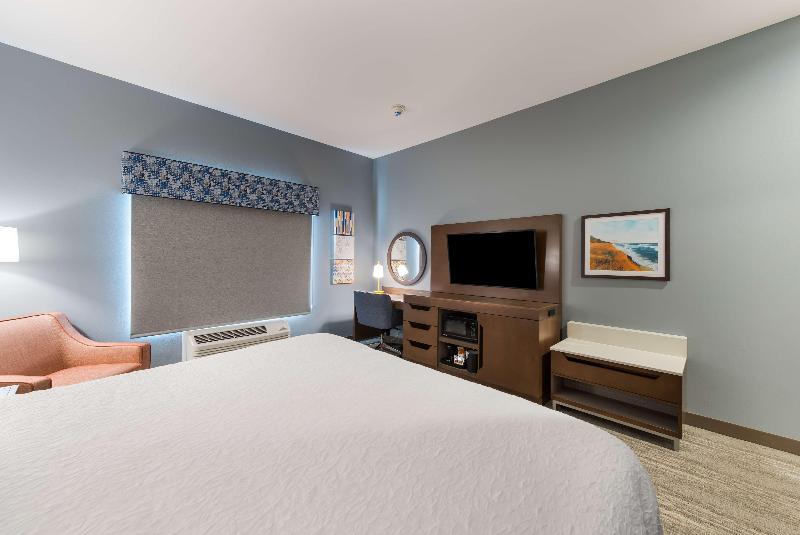 Стандартный Номер Кровать Кинг, Hampton Inn Niles