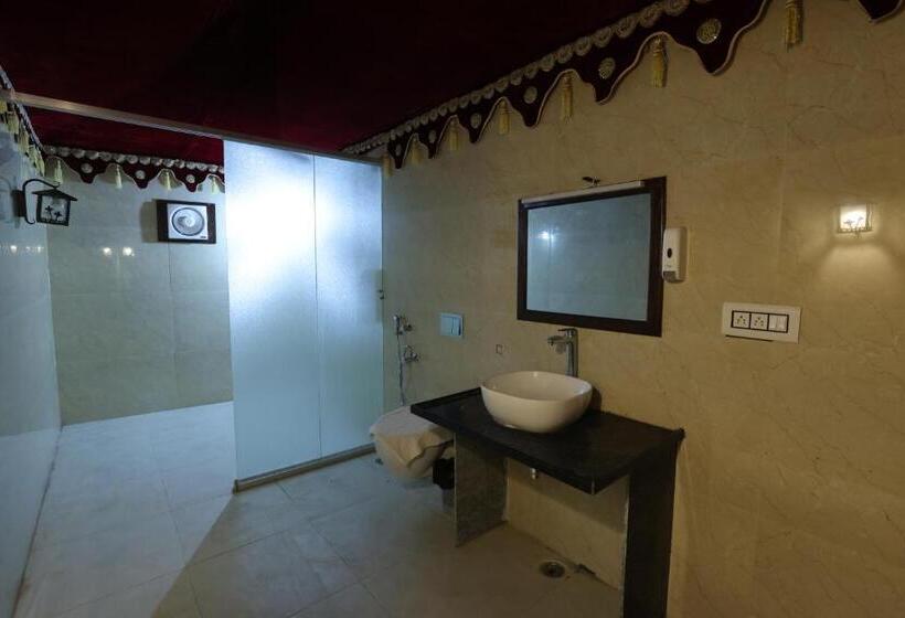 Suíte Vista Piscina, Serene Aravali Resort, Pushkar