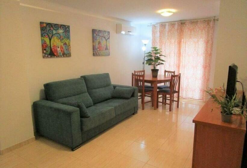 Апартаменты 2 Спальни Боковой Вид на Море, Apartamentos Marina Park