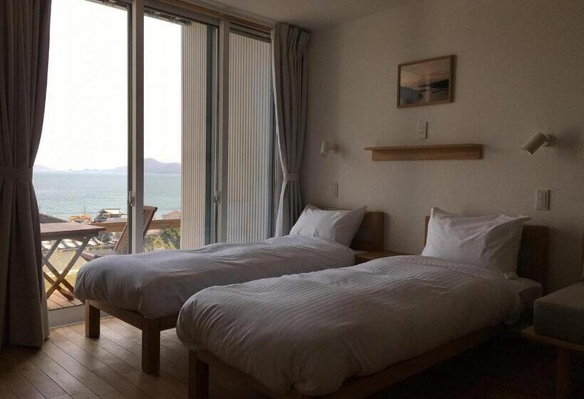 Номер Superior Вид на Море, My Lodge Naoshima