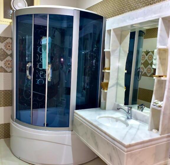 Полулюкс, Olive Suites