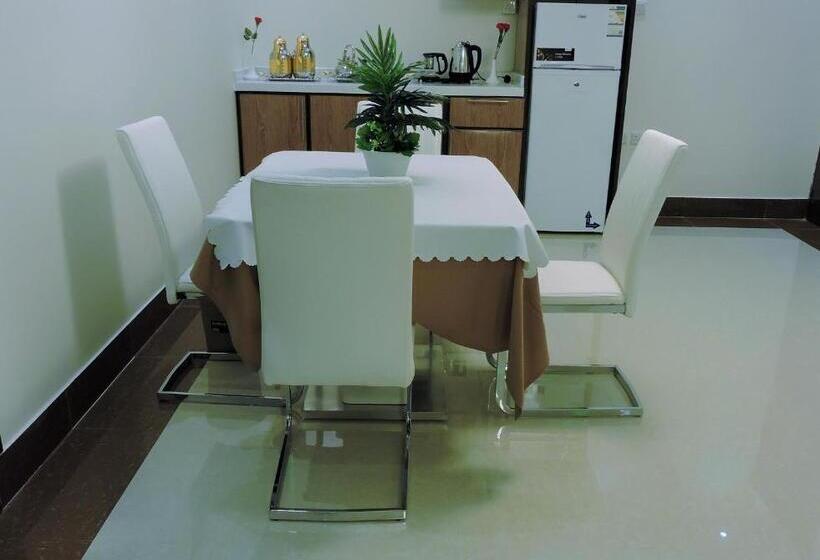 Полулюкс, Olive Suites