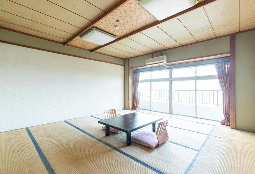 Номер Стандарт Четырехместный Совместный Санузел, Tabist Miyoshi Ryokan Odawara Manazuru