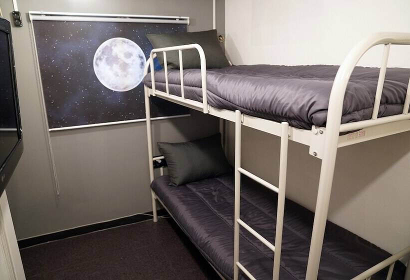 Quarto Estandar, Apollo Guesthouse
