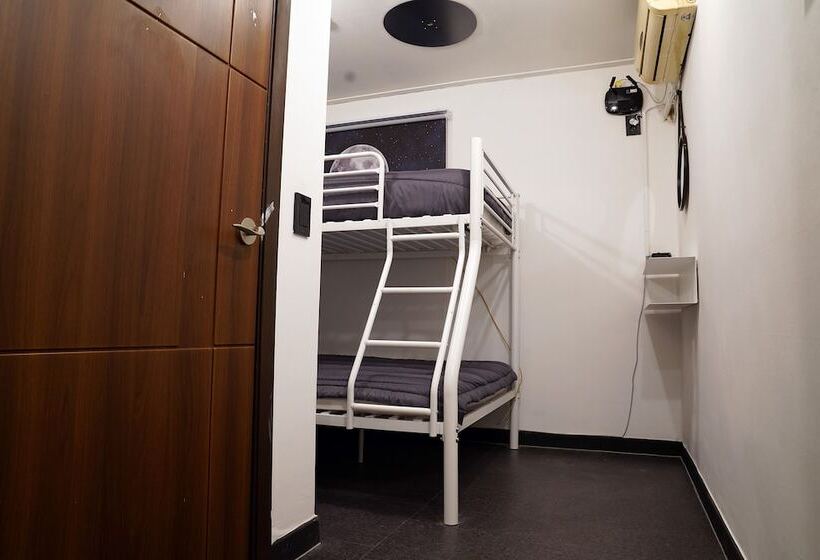 Quarto Familiar, Apollo Guesthouse
