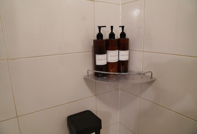 Quarto Familiar, Apollo Guesthouse