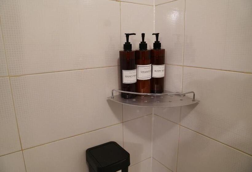 Quarto Familiar, Apollo Guesthouse