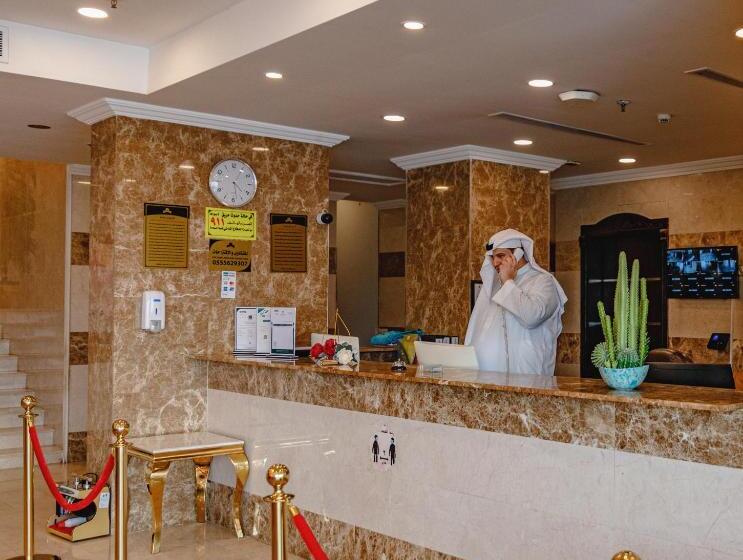 سوئیت جونیور خانوادگی, Al Butat Al Mummayza