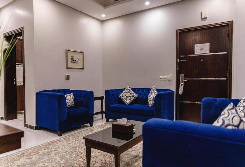 سوئیت جونیور خانوادگی, Al Butat Al Mummayza