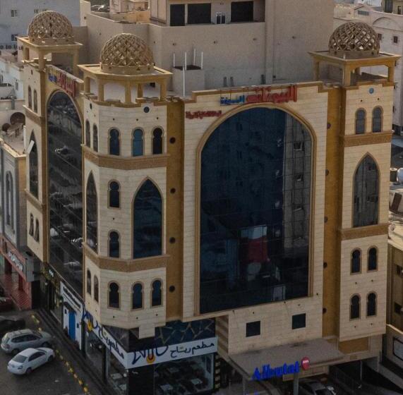 سوئیت جونیور خانوادگی, Al Butat Al Mummayza
