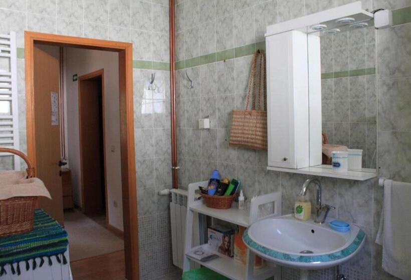 ویلای 2 خوابه, Boulevard Garden House   Free And Save Parking In The Yard
