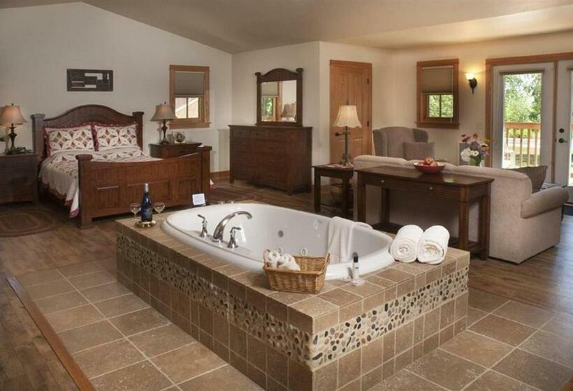 Люкс Повышенной Комфортности, Lake Orchard Farm Retreat