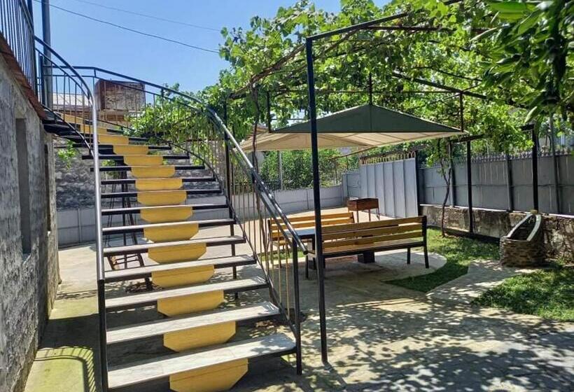 اتاق استاندارد چهار تخته, Guest House Fazisi