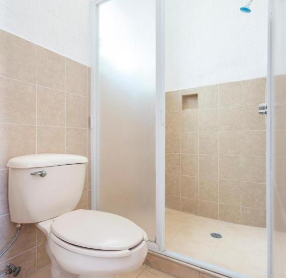 اتاق استاندارد سه نفره, Capital O Hotel El Mejicano, Acapulco