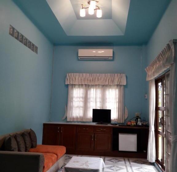 اتاق استاندارد, Oyo Ban Thassanee