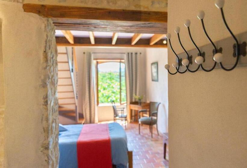 Четырехместный Номер Стандарт, Maison D Hôtes Mas De La Chadenede
