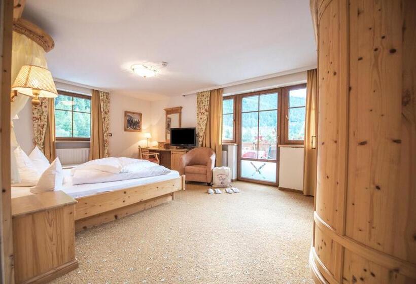 Люкс, Wellness Hotel Post