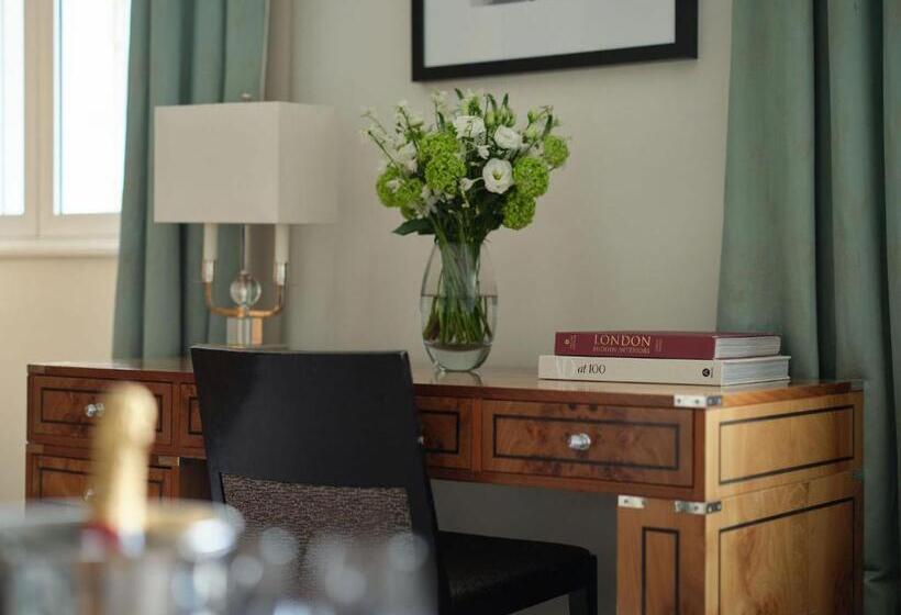 سوییت پرستیژ, Sofitel London St James