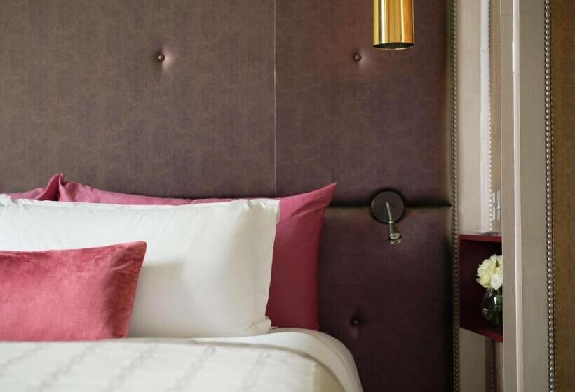 سوئیت با تخت بزرگ, Sofitel London St James