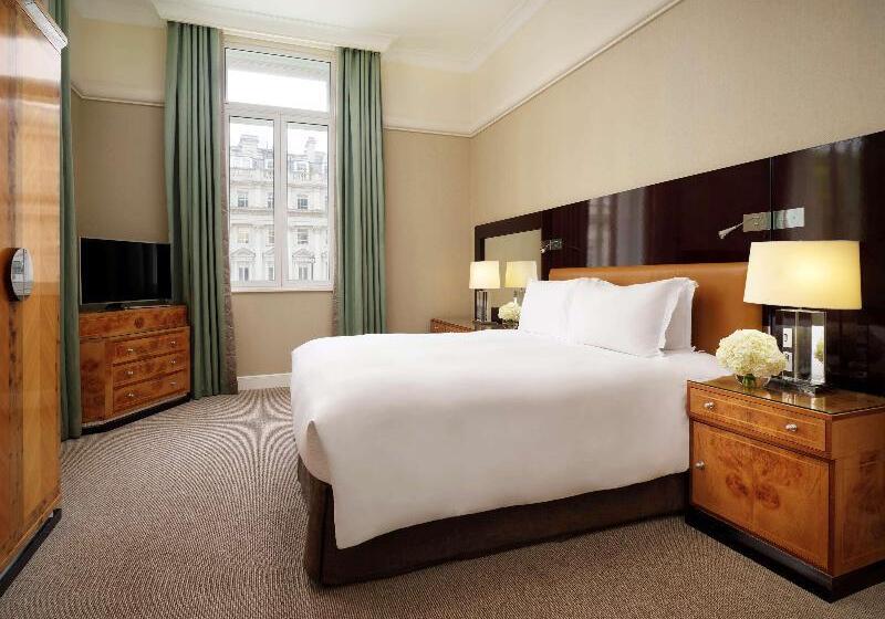 سوییت پرستیژ, Sofitel London St James