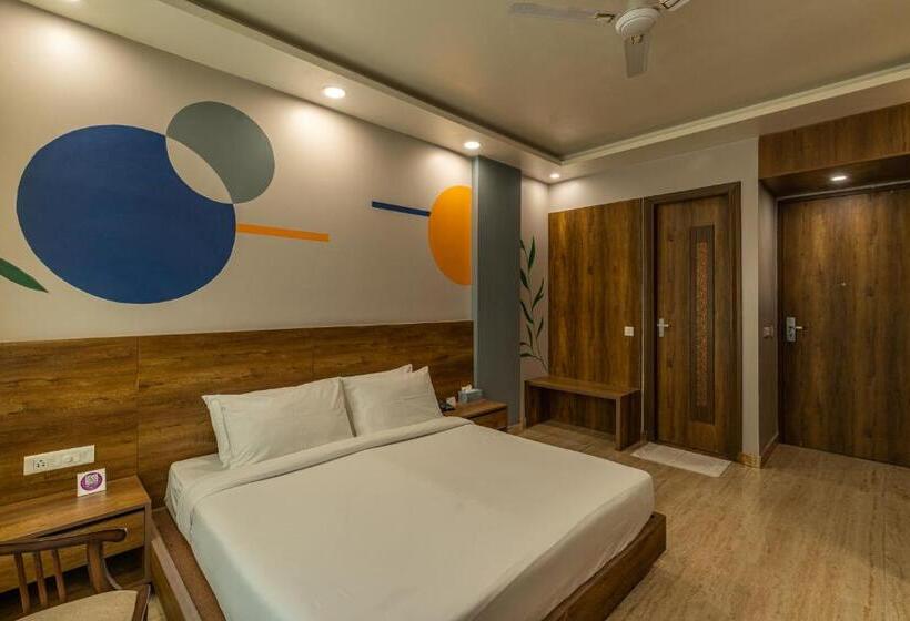 اتاق لوکس, Moustache Rishikesh Luxuria