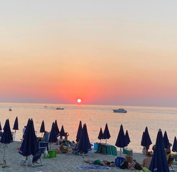 ４ベッドルームクラシックタイプ, Arcobaleno Tropea Centro