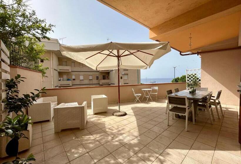 オーシャンビューデラックスルーム, Arcobaleno Tropea Centro