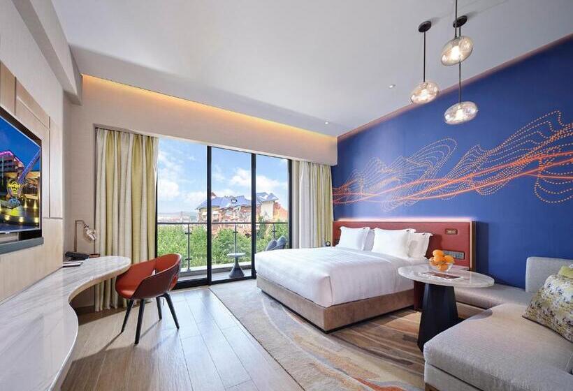 اتاق استاندارد سه نفره, Hard Rock Hotel Dalian