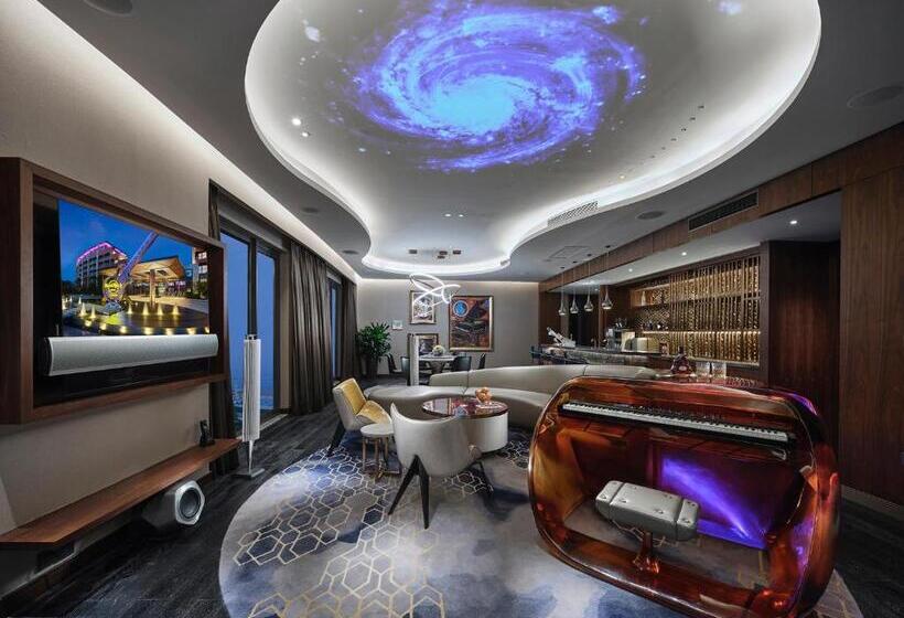 سوییت, Hard Rock Hotel Dalian