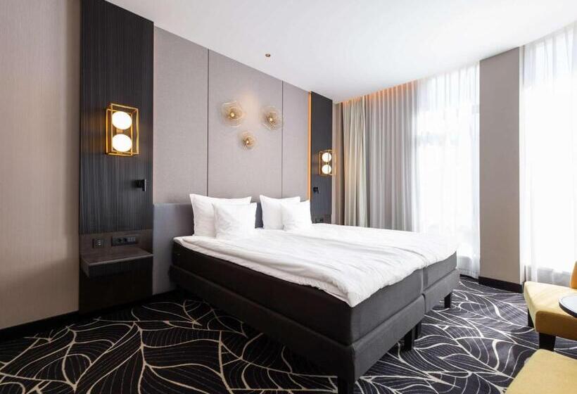 اتاق لوکس, Movenpick Hotel Tallinn