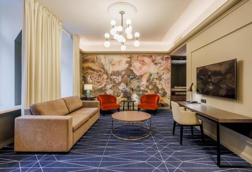 سوییت لوکس, Movenpick Hotel Tallinn