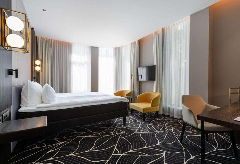اتاق اجرایی, Movenpick Hotel Tallinn